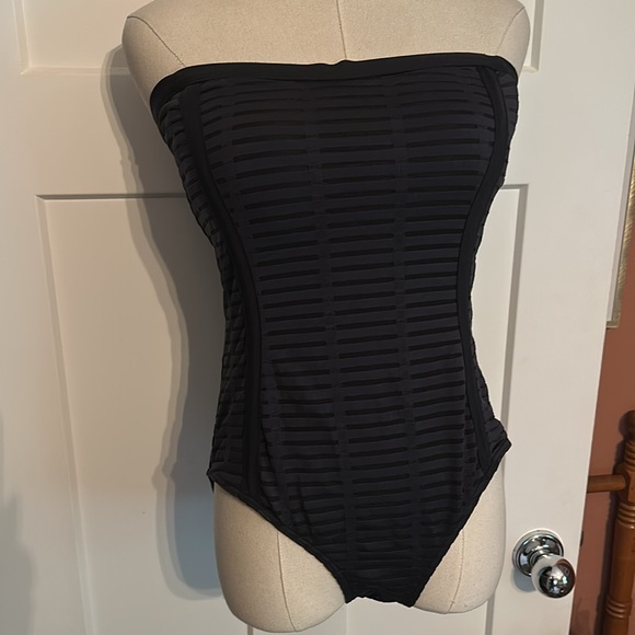 Bond-Eye Australia Black Bandeau ladder back one-piece 10 Strapless Swimsuit - Picture 15 of 15